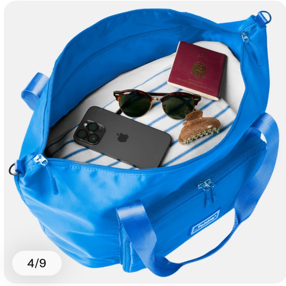 The Foldie Travel Bag in Azure Blue color - Picture 4 of 14